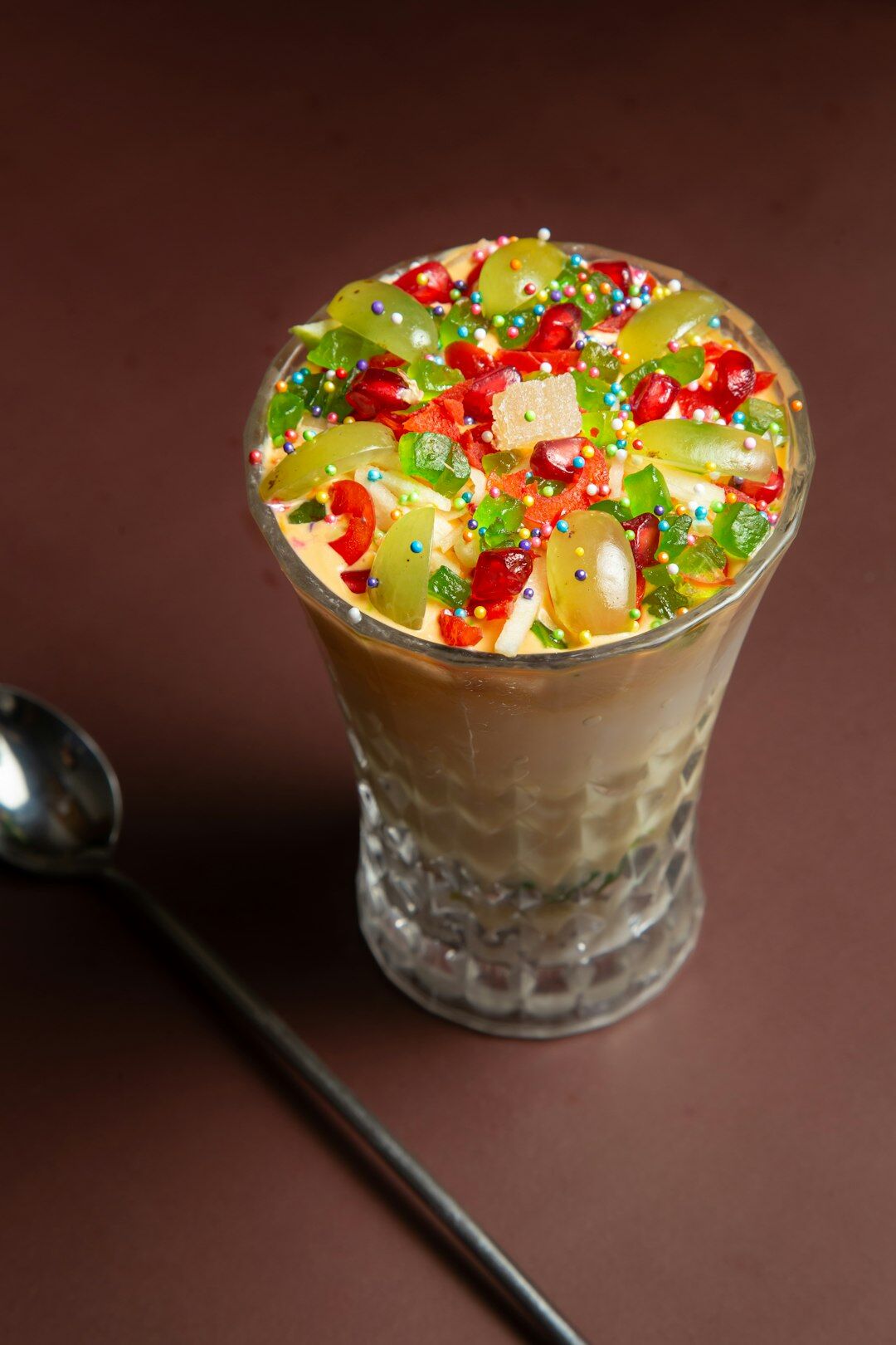 vanilla pudding with fruits